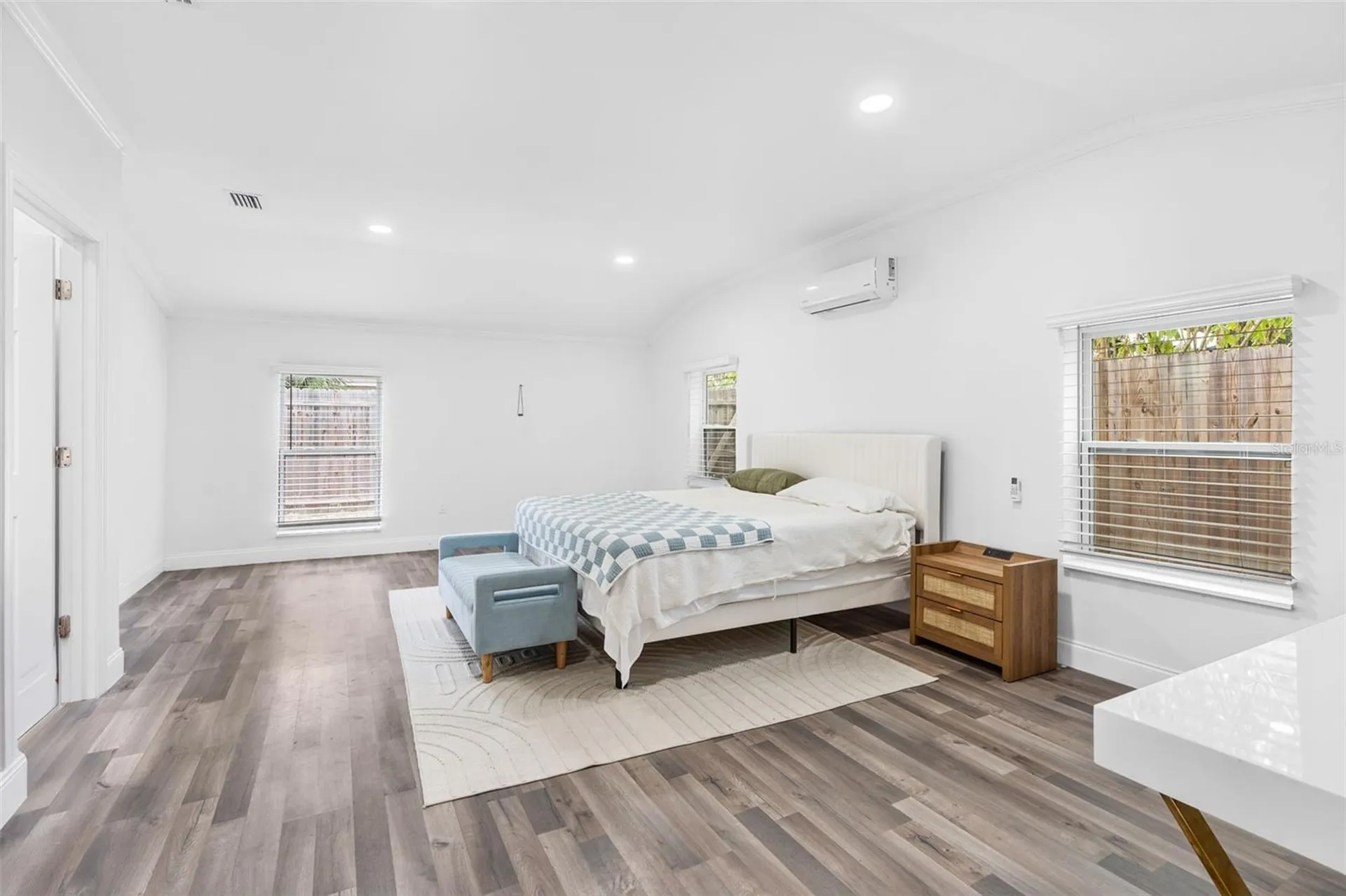 2201 50th Avenue N St Petersburg FL 33714