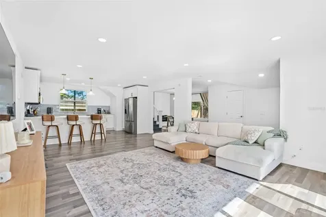 2201 50th Avenue N St Petersburg FL 33714