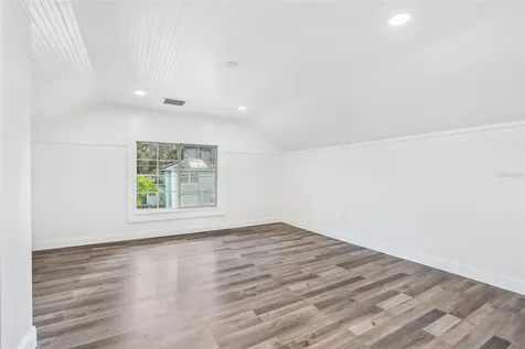 2201 50th Avenue N St Petersburg FL 33714