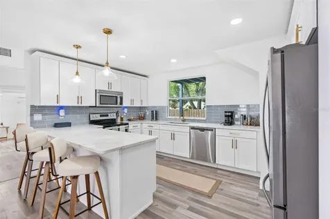 2201 50th Avenue N St Petersburg FL 33714