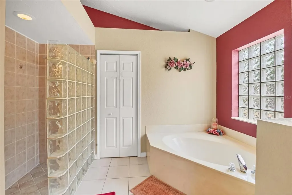 3350 Yonge Avenue Sarasota FL 34235