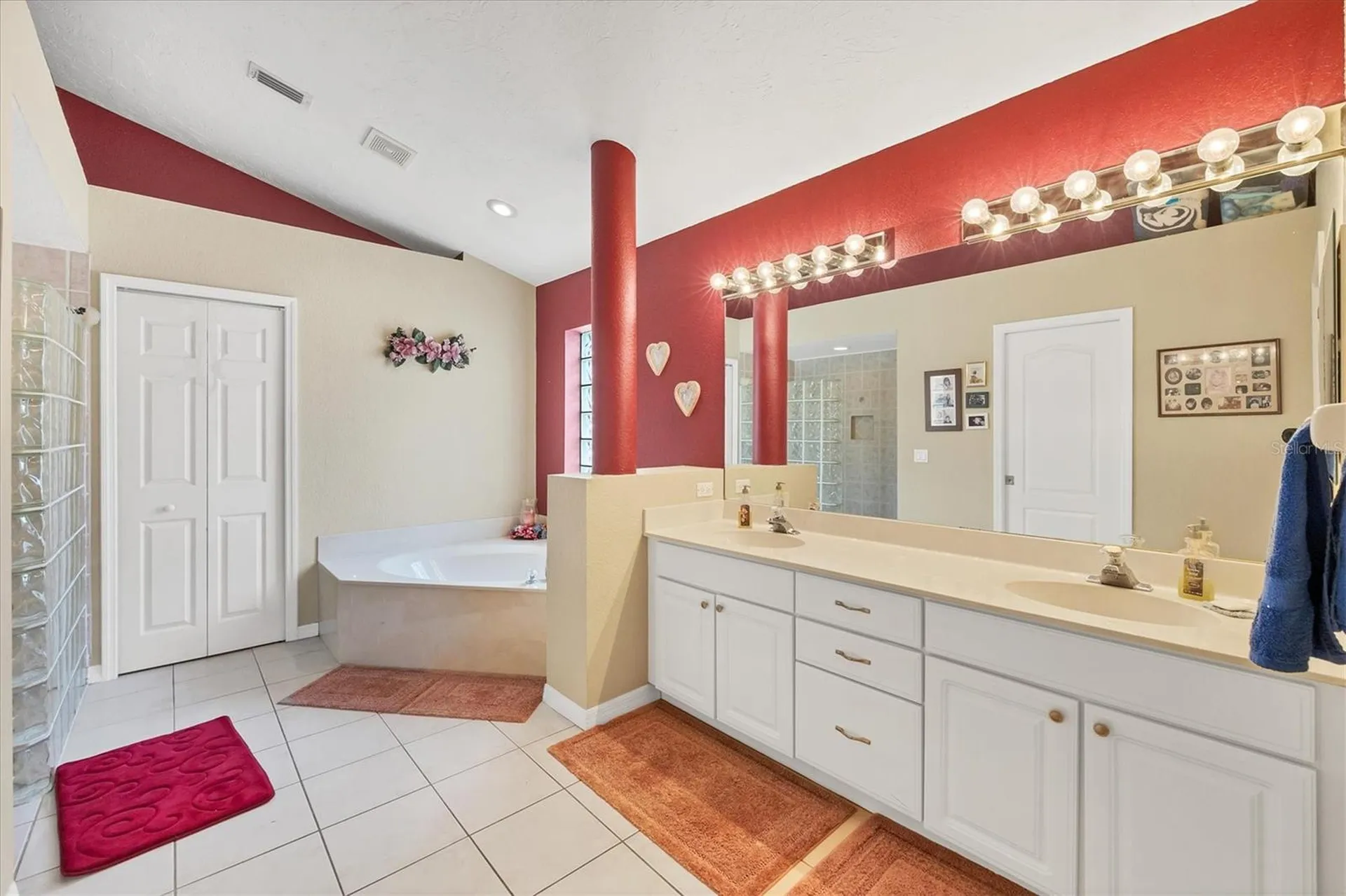 3350 Yonge Avenue Sarasota FL 34235