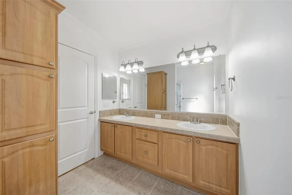130 Patricia Avenue Dunedin FL 34698
