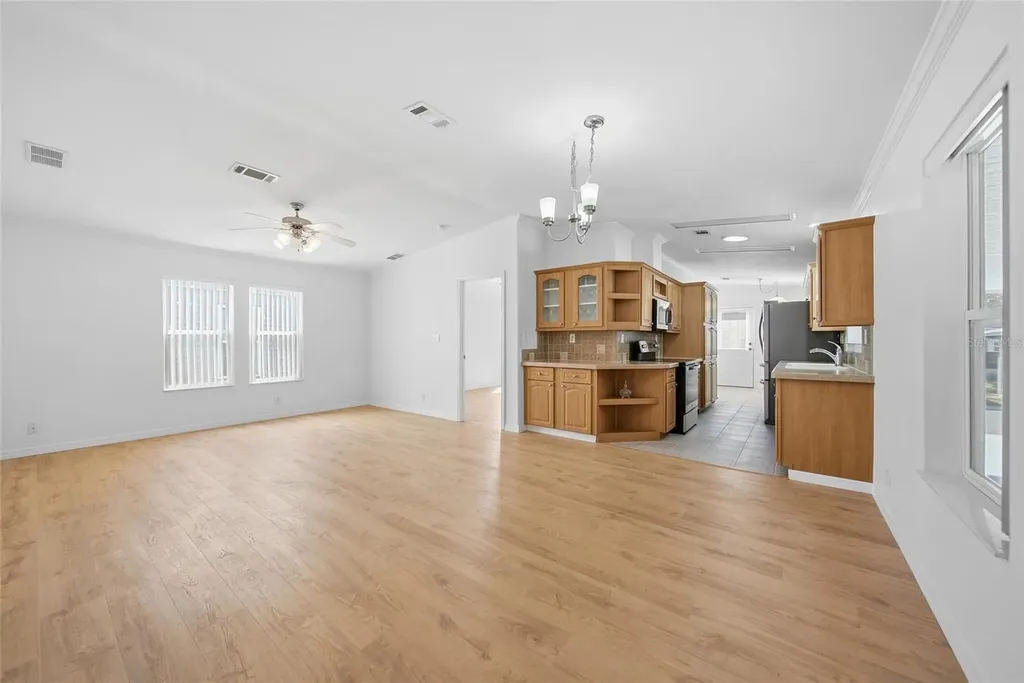 130 Patricia Avenue Dunedin FL 34698