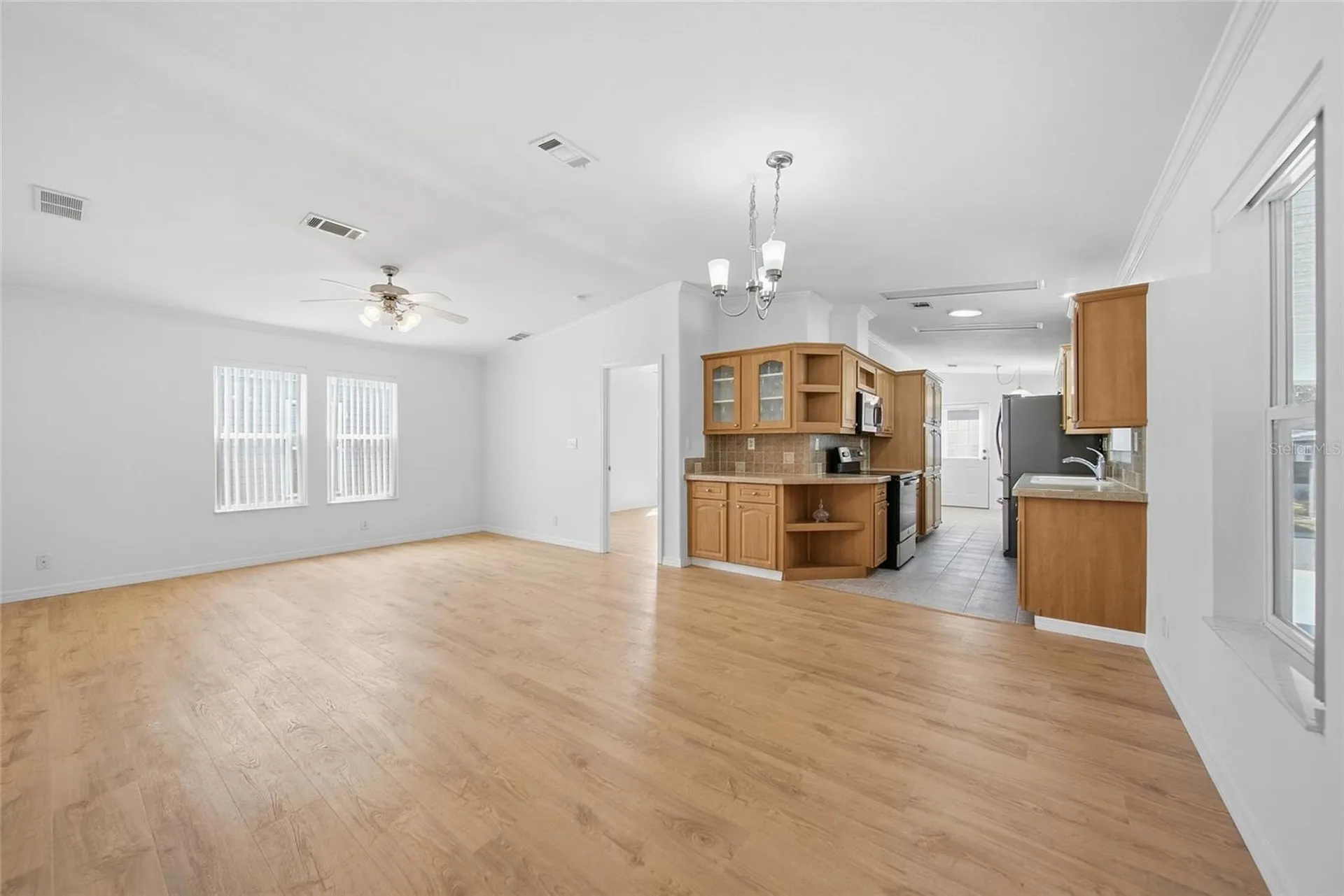 130 Patricia Avenue Dunedin FL 34698