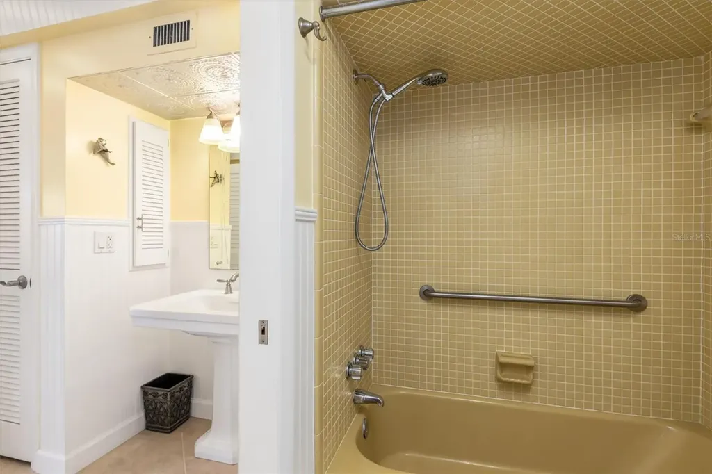 1 Colony Point Drive Punta Gorda FL 33950