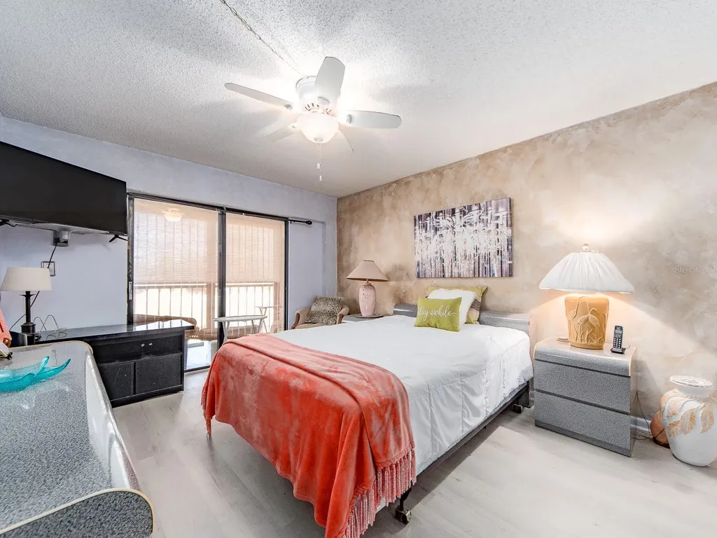 9490 Harbor Greens Way Seminole FL 33776