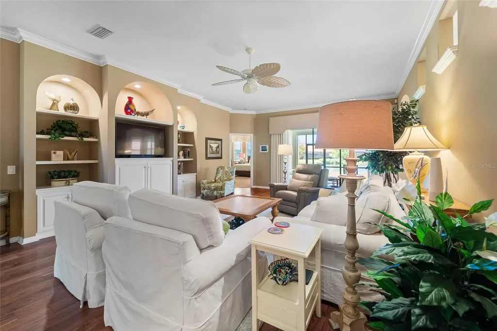 5175 Cantabria Crest Sarasota FL 34238