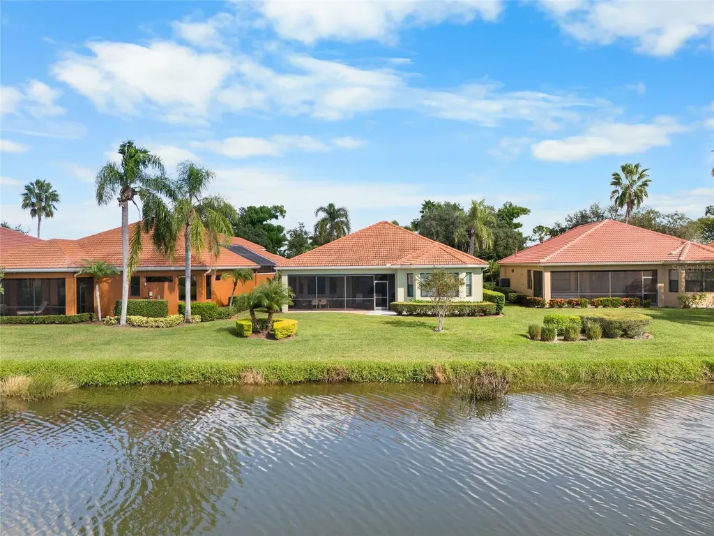 5175 Cantabria Crest Sarasota FL 34238