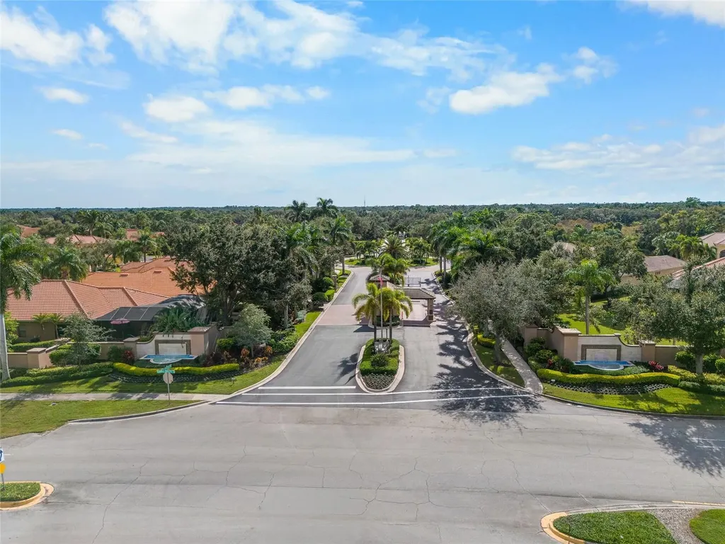5175 Cantabria Crest Sarasota FL 34238