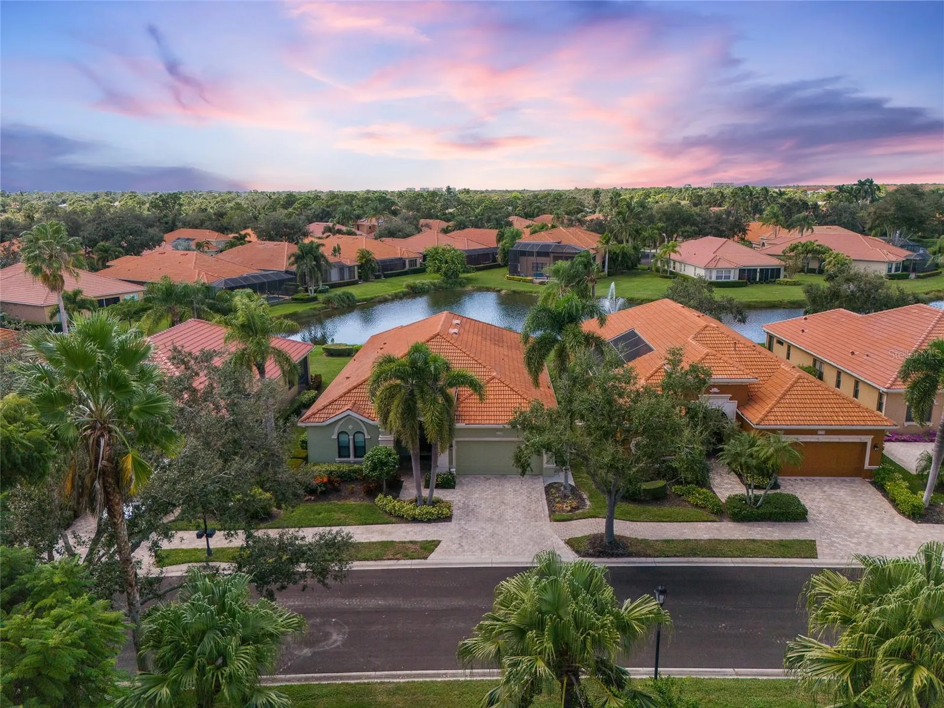 5175 Cantabria Crest Sarasota FL 34238