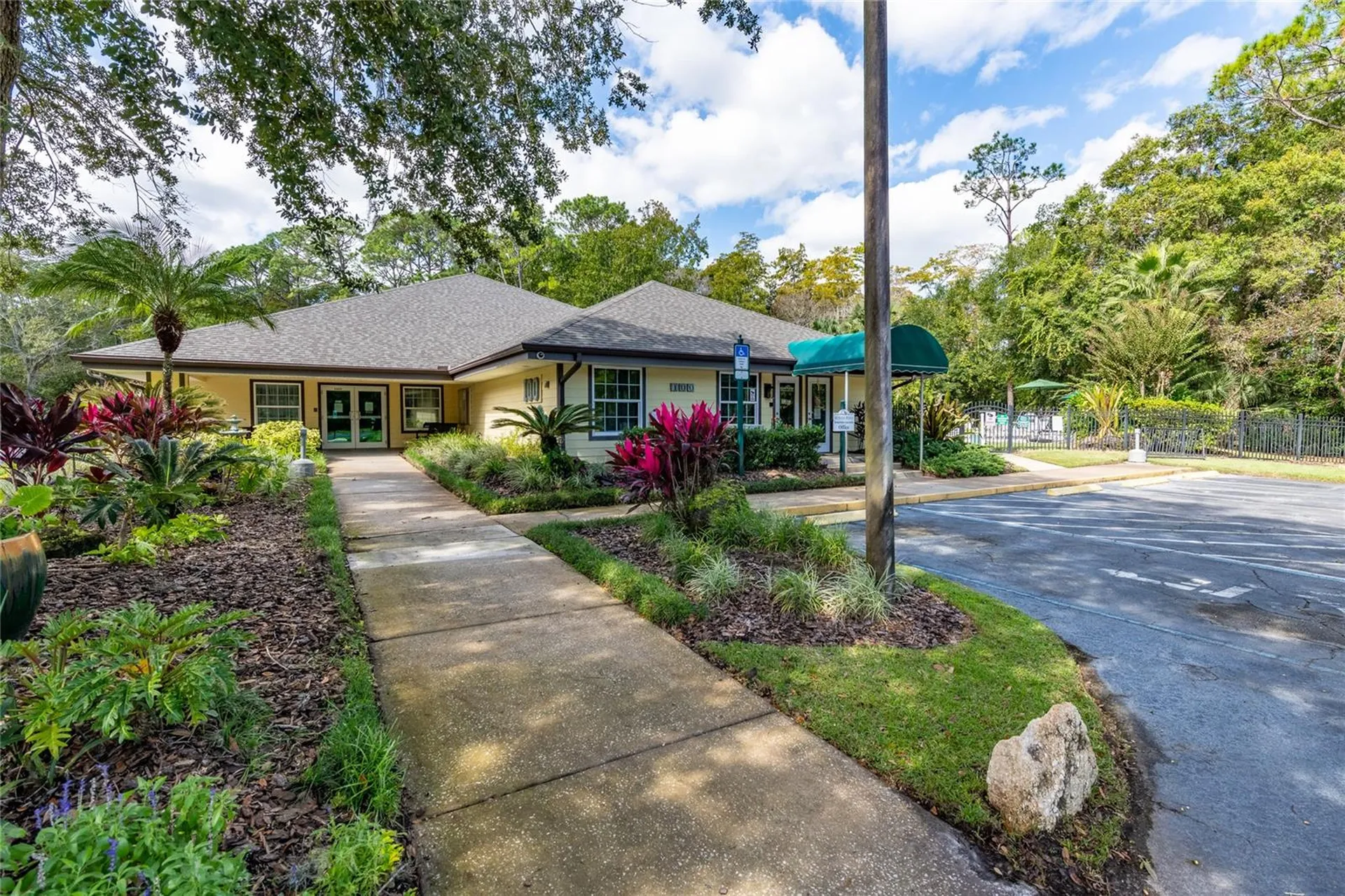 42 Huntington Place Ormond Beach FL 32174