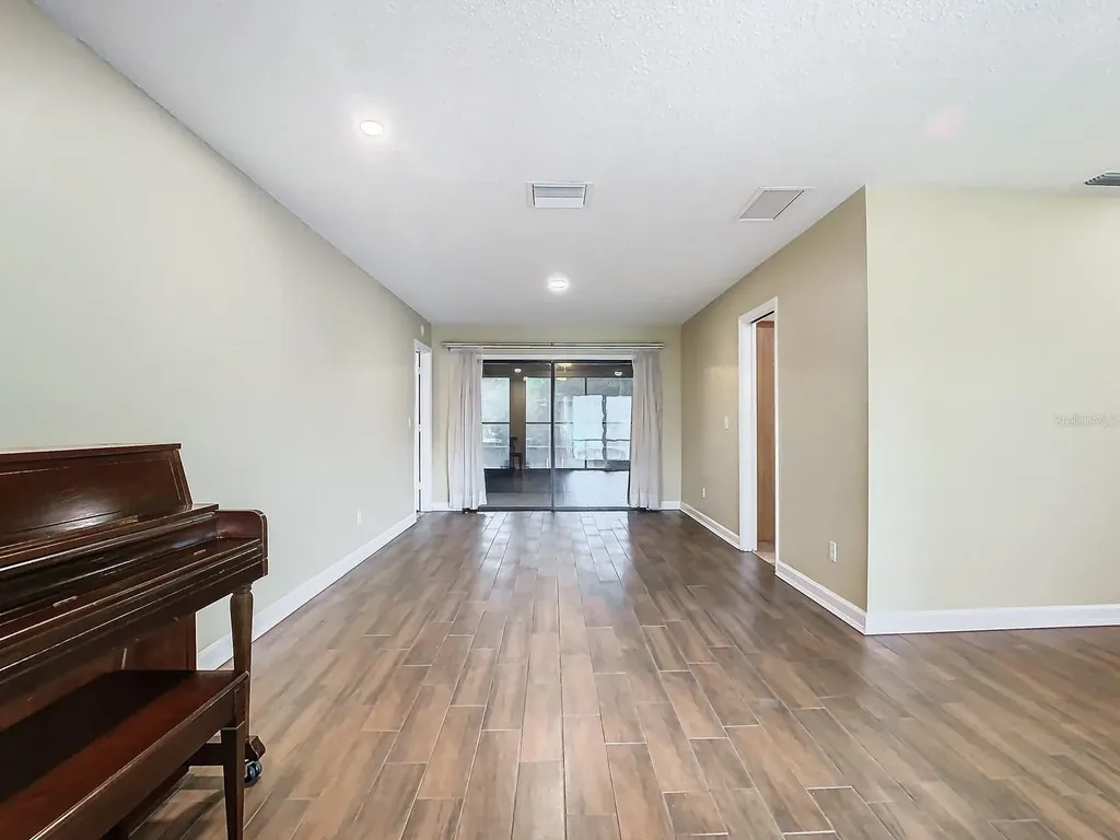 1469 Grace Lake Circle Longwood FL 32750