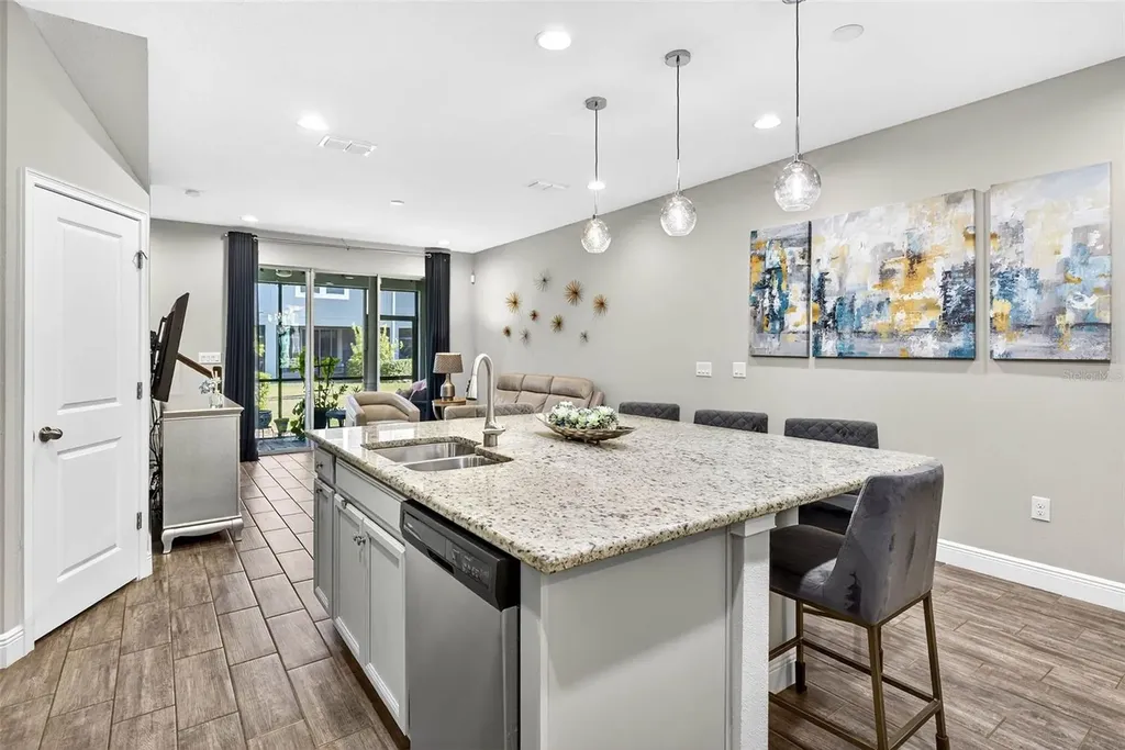 2208 Sunset Wind Loop Oldsmar FL 34677