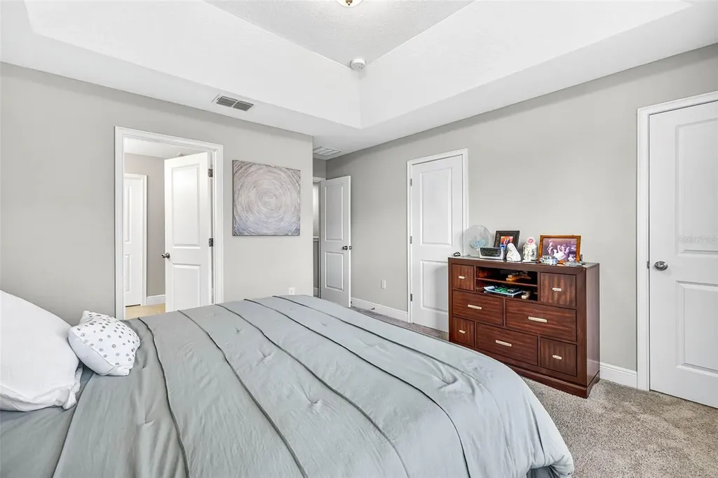 2208 Sunset Wind Loop Oldsmar FL 34677