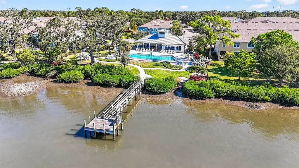 2208 Sunset Wind Loop Oldsmar FL 34677