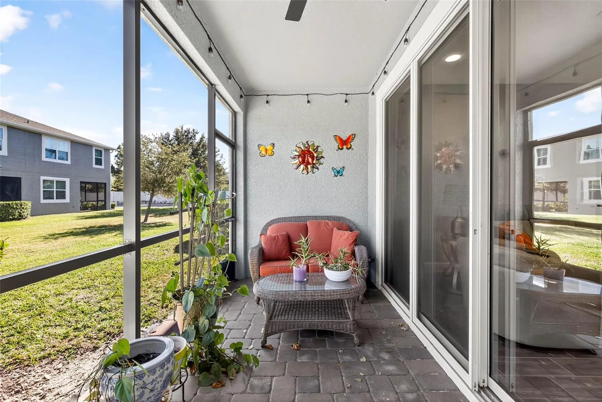 2208 Sunset Wind Loop Oldsmar FL 34677