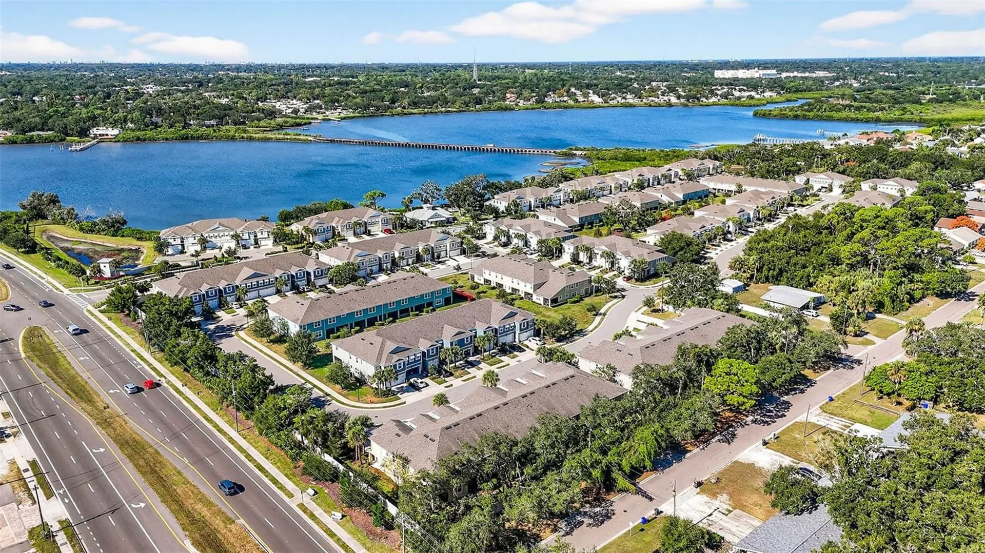 2208 Sunset Wind Loop Oldsmar FL 34677