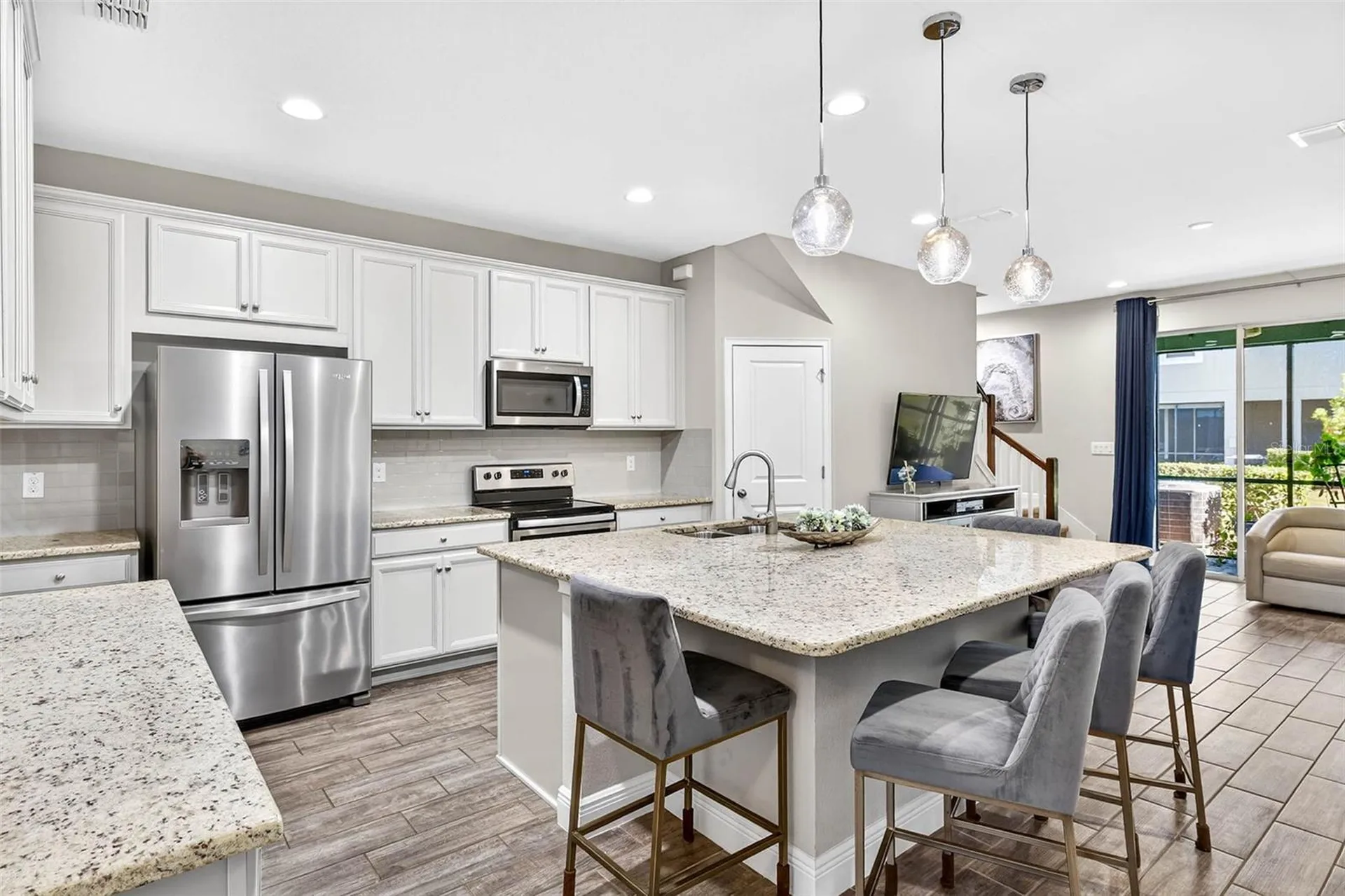 2208 Sunset Wind Loop Oldsmar FL 34677