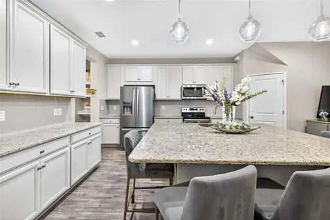 2208 Sunset Wind Loop Oldsmar FL 34677