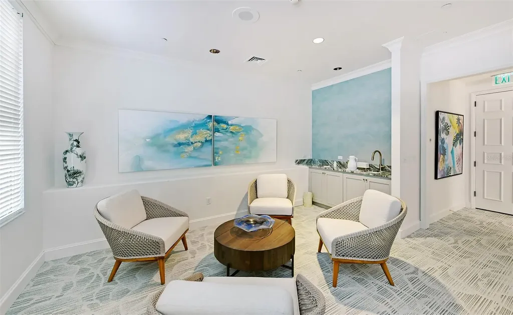 1241 Gulf Of Mexico Drive Longboat Key FL 34228