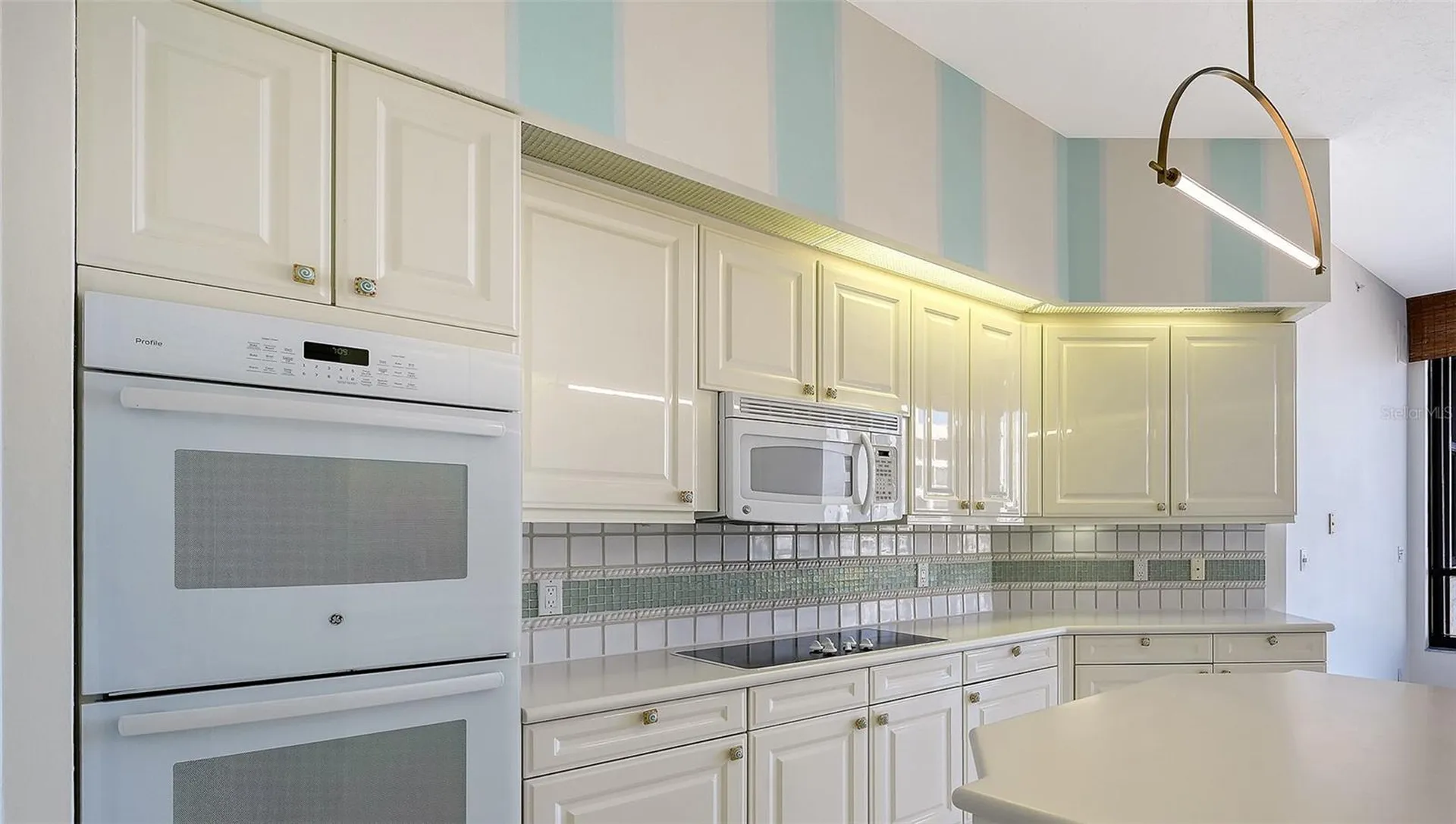 1241 Gulf Of Mexico Drive Longboat Key FL 34228