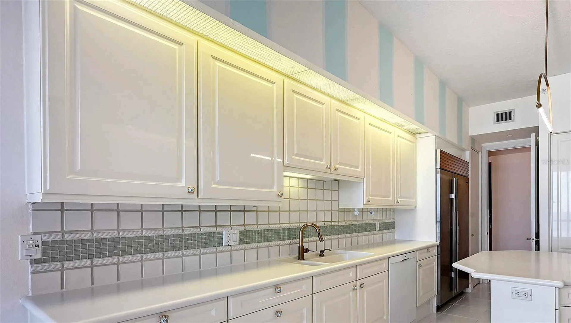1241 Gulf Of Mexico Drive Longboat Key FL 34228
