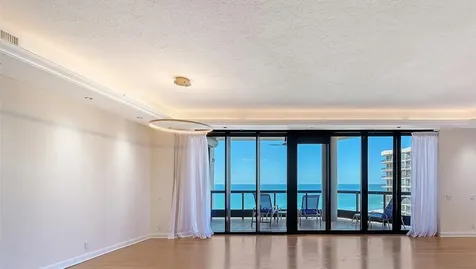 1241 Gulf Of Mexico Drive Longboat Key FL 34228