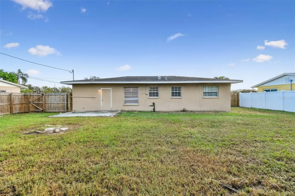 1101 75th Avenue N St Petersburg FL 33702