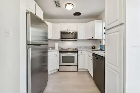 1101 75th Avenue N St Petersburg FL 33702