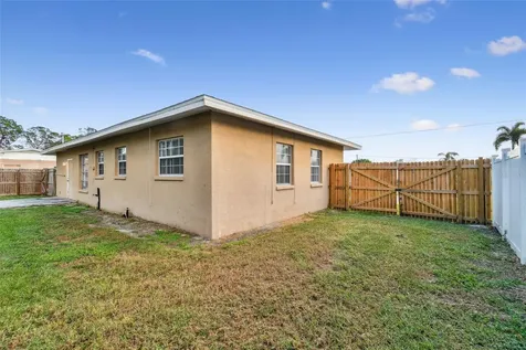 1101 75th Avenue N St Petersburg FL 33702