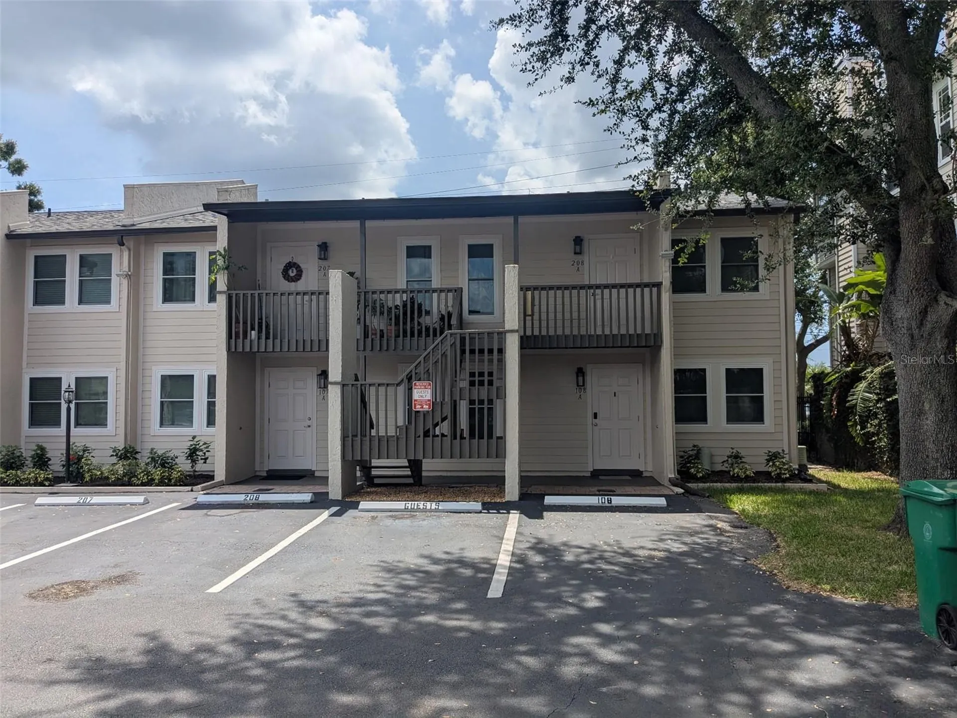 527 S Lincoln Avenue Tampa FL 33609