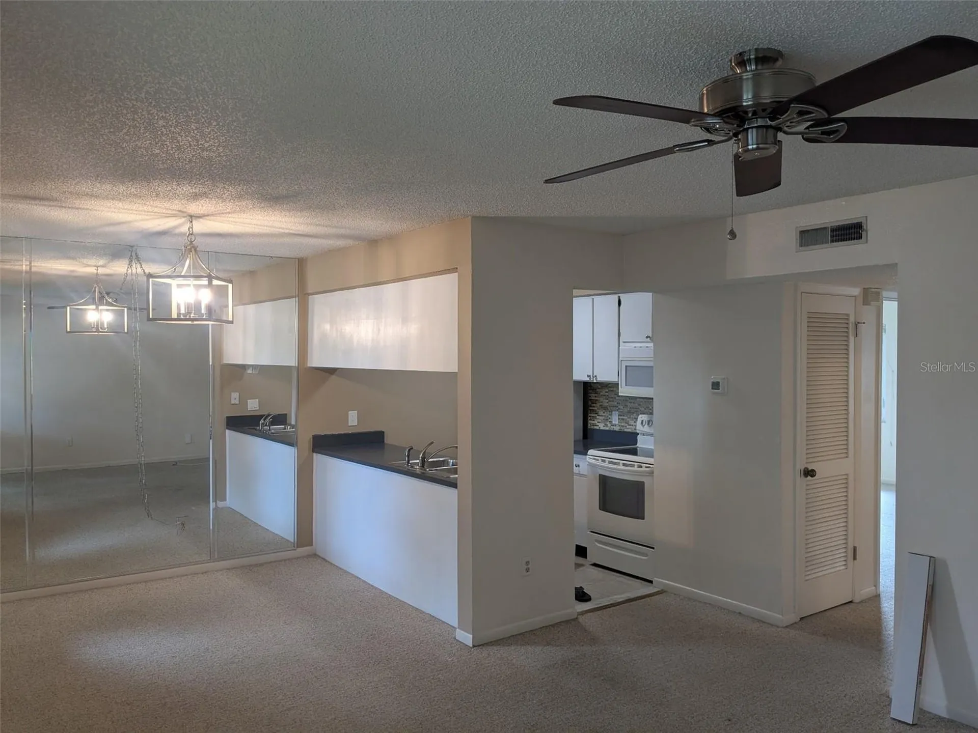 527 S Lincoln Avenue Tampa FL 33609