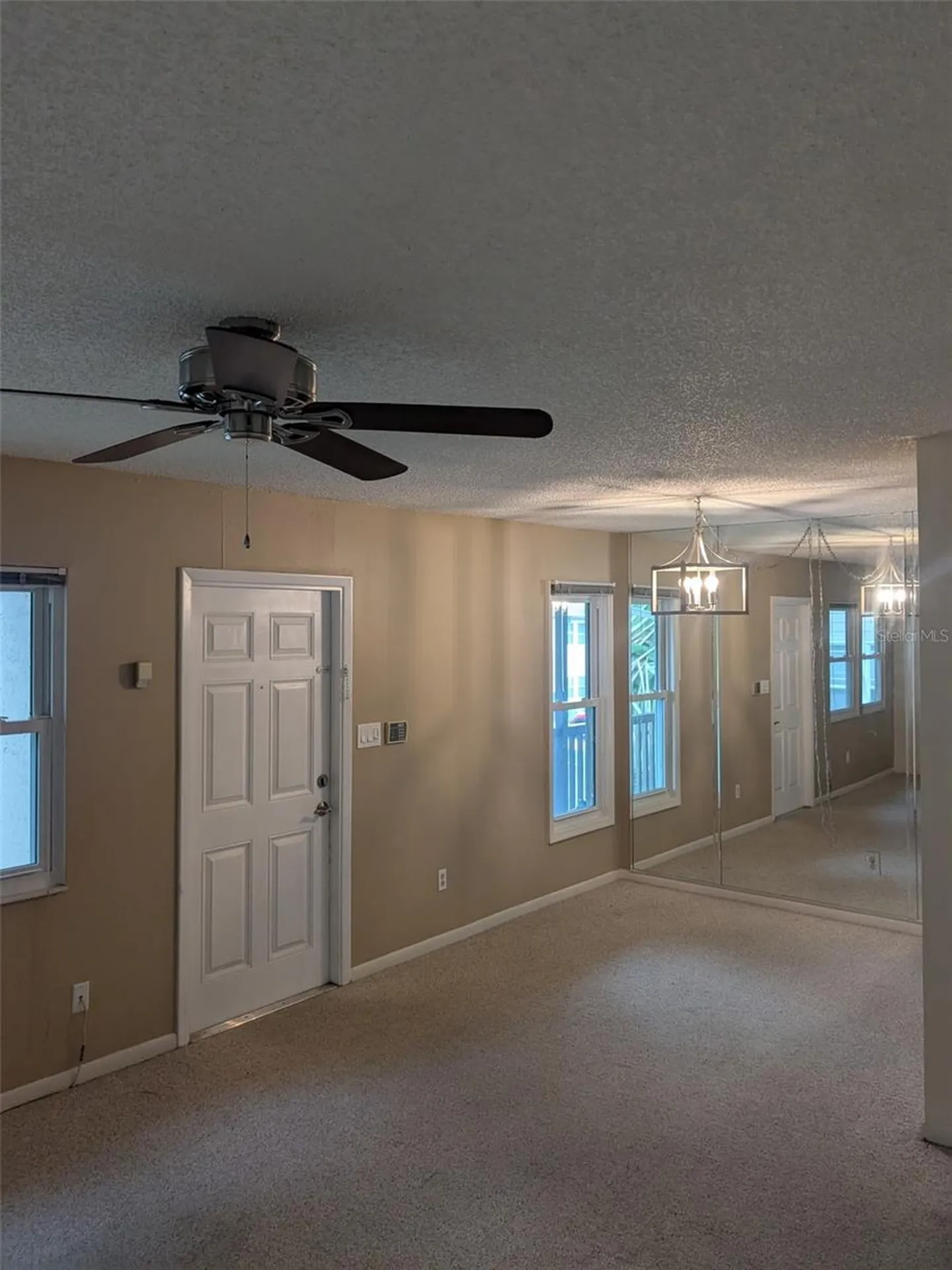 527 S Lincoln Avenue Tampa FL 33609