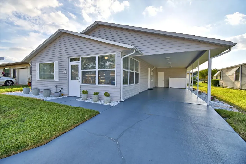 4823 Colonnades Circle W Lakeland FL 33811
