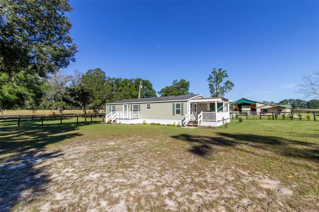 20221 SW 5th Place Dunnellon FL 34431