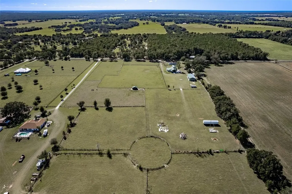 20221 SW 5th Place Dunnellon FL 34431