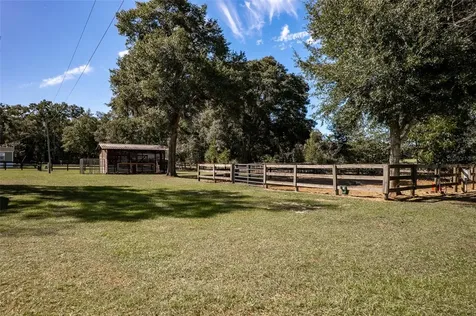 20221 SW 5th Place Dunnellon FL 34431