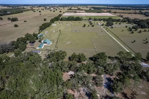 20221 SW 5th Place Dunnellon FL 34431