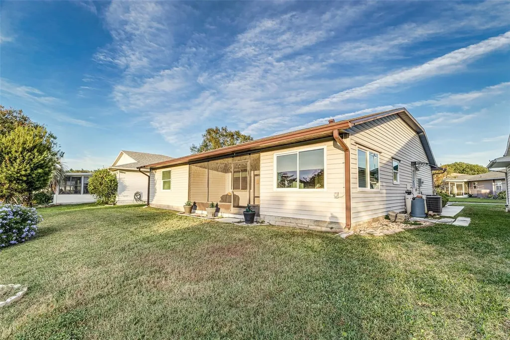 1635 Colonnades Circle N Lakeland FL 33811