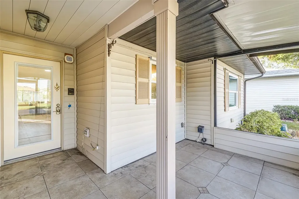 1635 Colonnades Circle N Lakeland FL 33811
