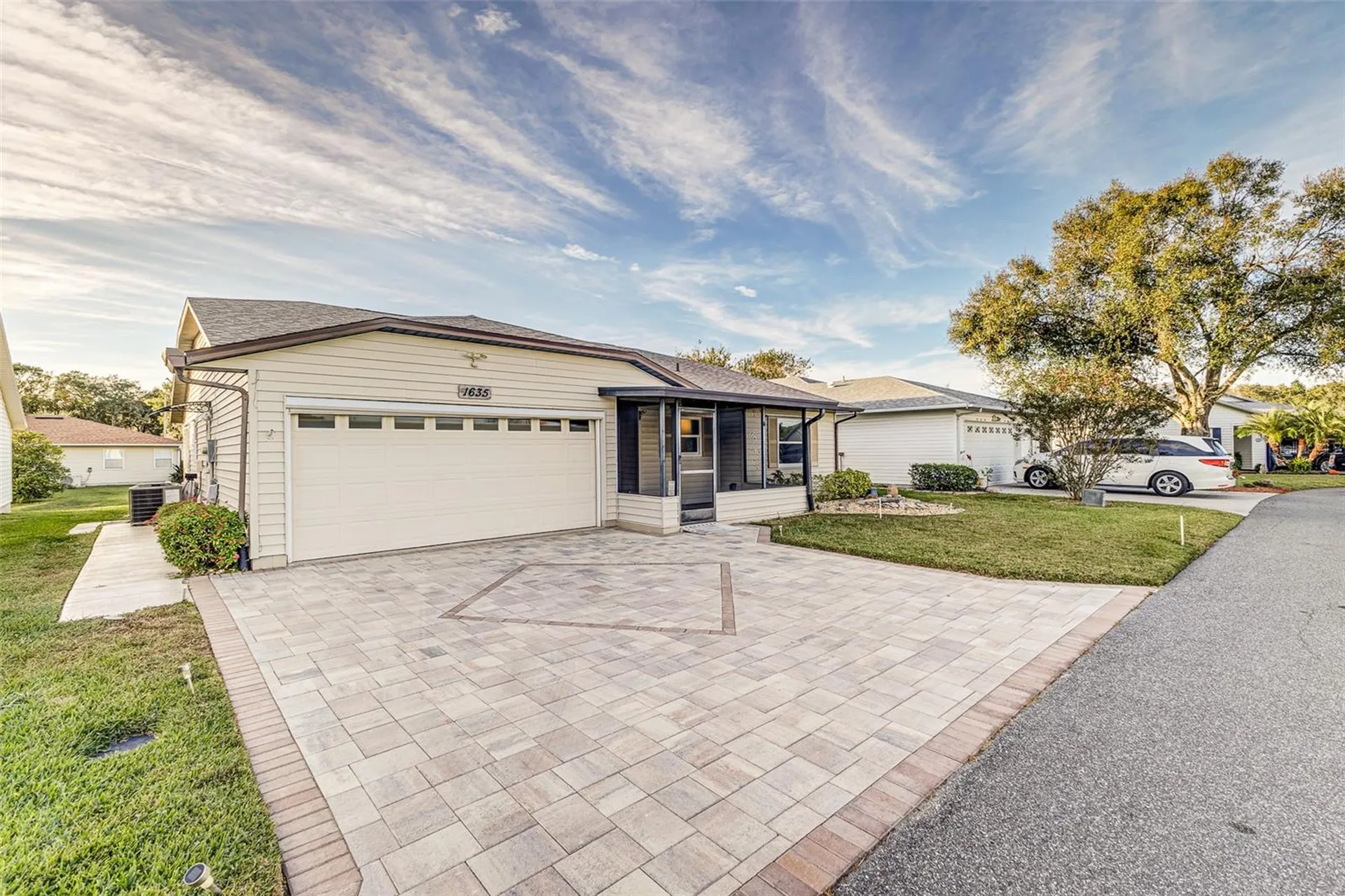 1635 Colonnades Circle N Lakeland FL 33811