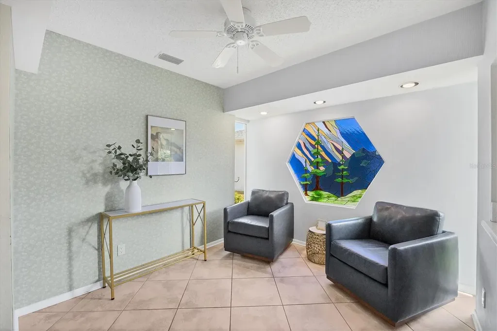 4755 Ringwood Meadow Sarasota FL 34235