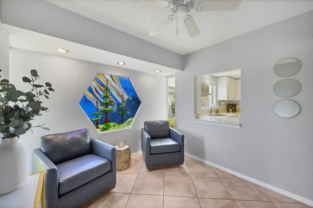 4755 Ringwood Meadow Sarasota FL 34235