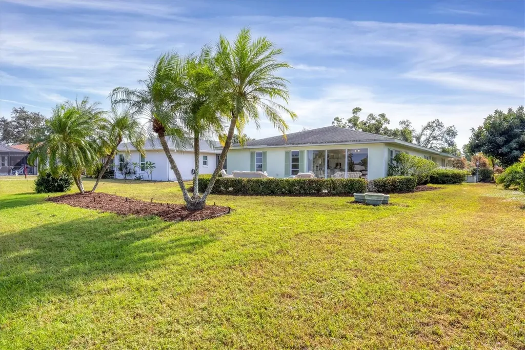 4755 Ringwood Meadow Sarasota FL 34235