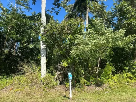 2016 Myrtle Avenue Punta Gorda FL 33950
