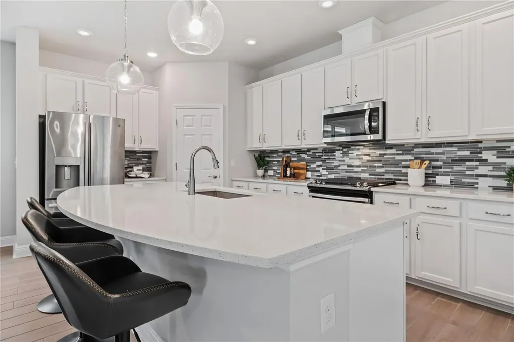 6112 Plover Meadow Street Lithia FL 33547