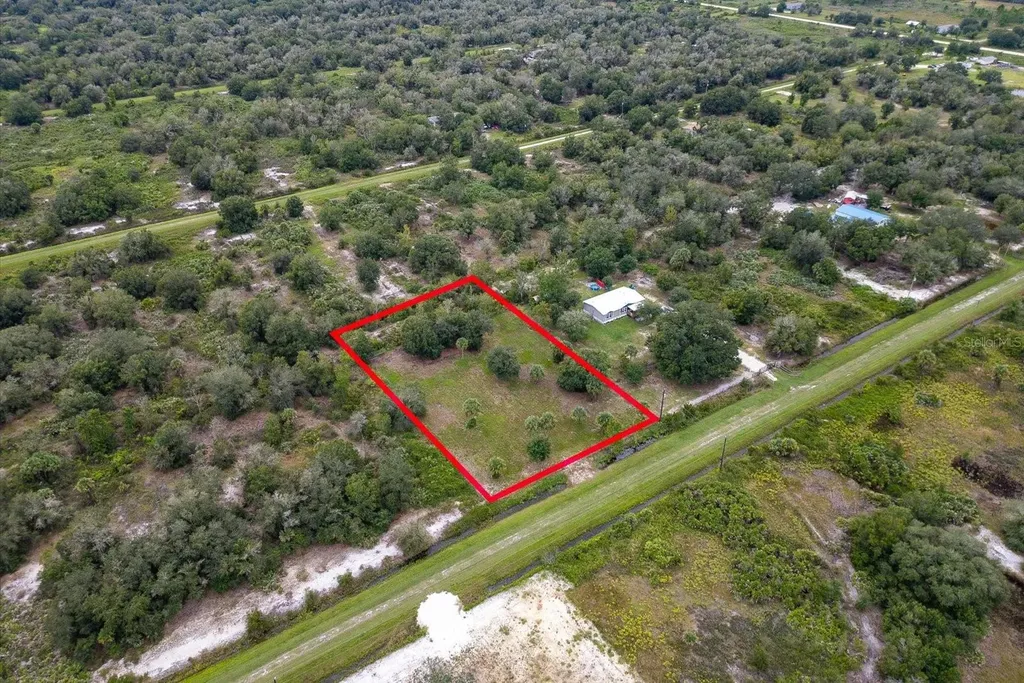 17128 NW 266th Street Okeechobee FL 34972
