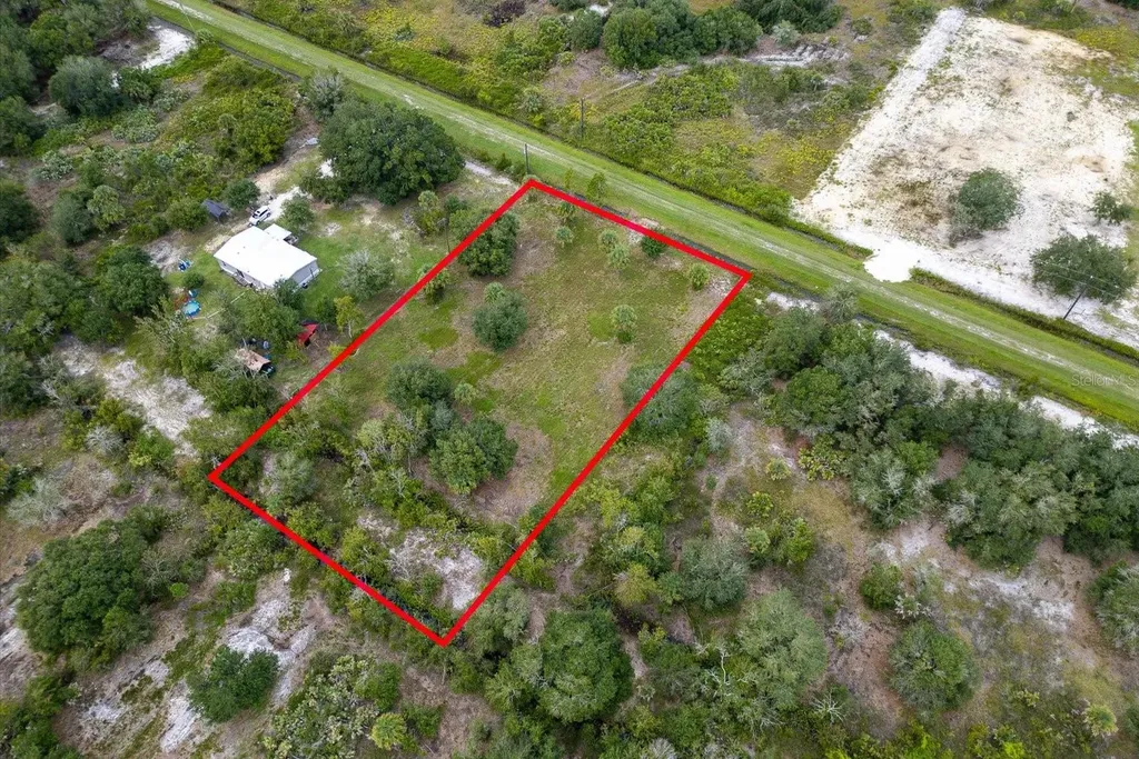 17128 NW 266th Street Okeechobee FL 34972
