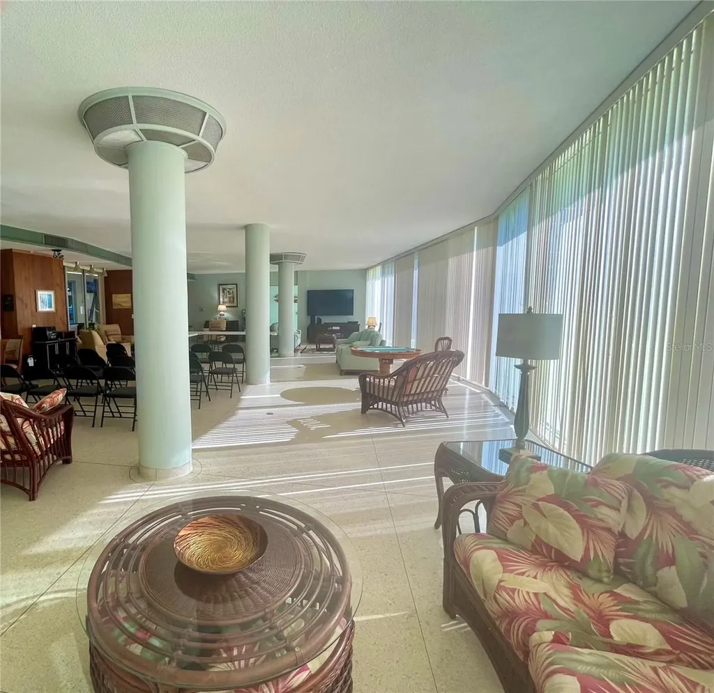 1224 S Peninsula Drive Daytona Beach FL 32118